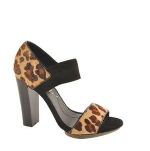 BC BG Maxazria Nadadlya Leopard High Heels Size 8.5